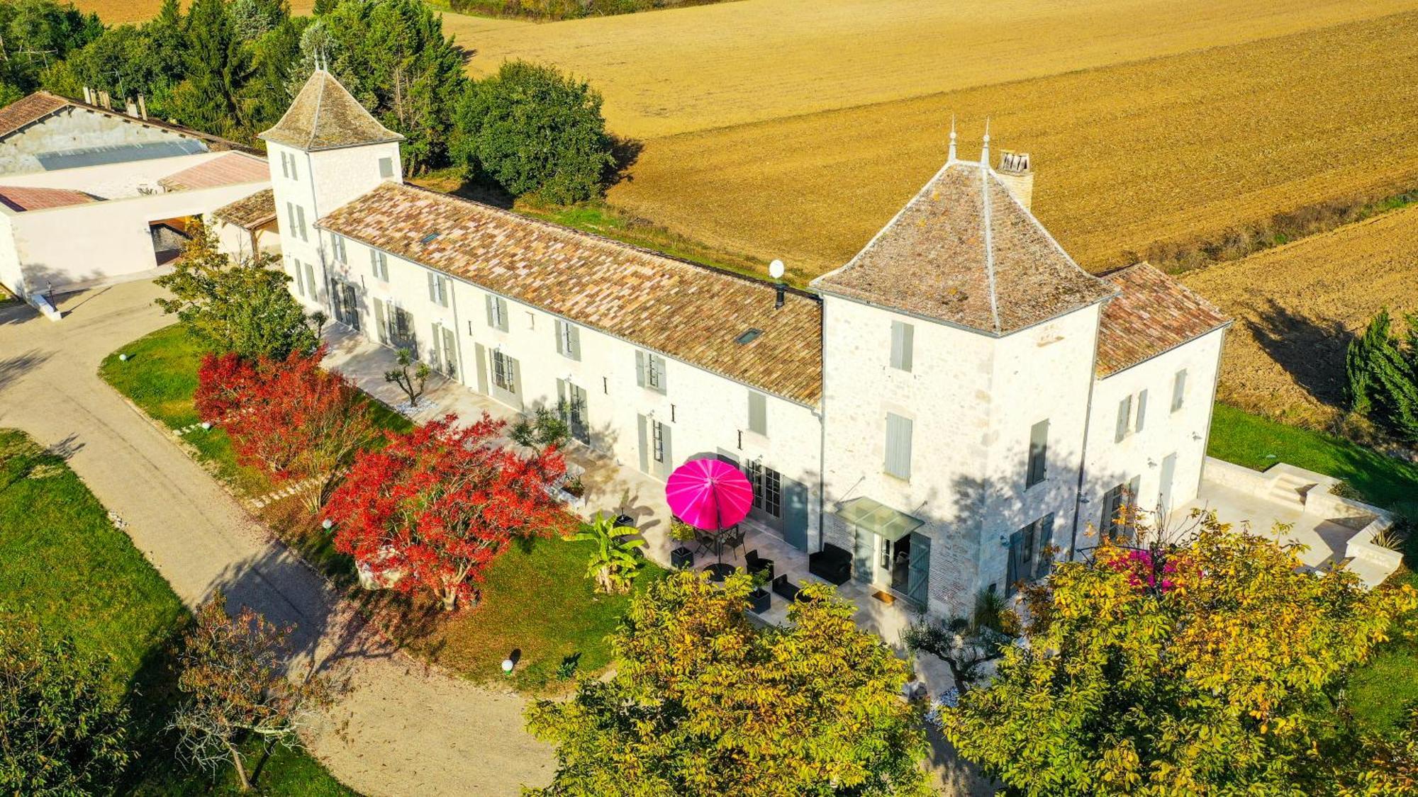 Du Au Holiday home *